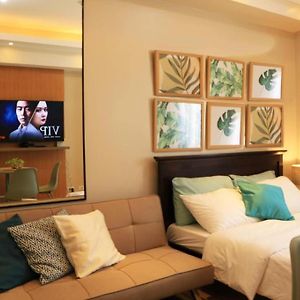 Joyful Hub With Netflix At Sunvida